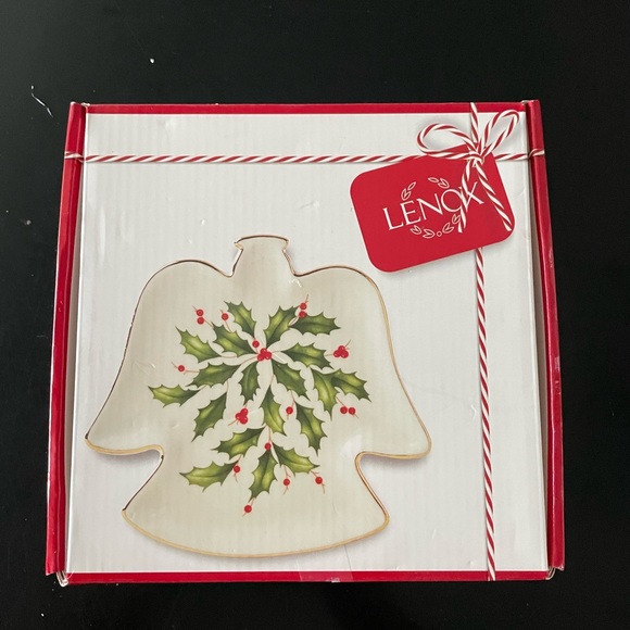 Lenox - Angel Party Plate Dish - HOSTING THE HOLIDAYS - Picture 5 of 6